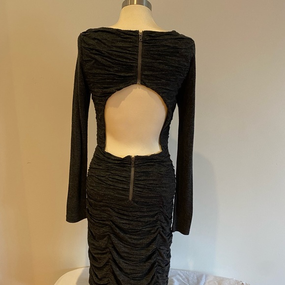 🎭 Rouged dress - Picture 4 of 8